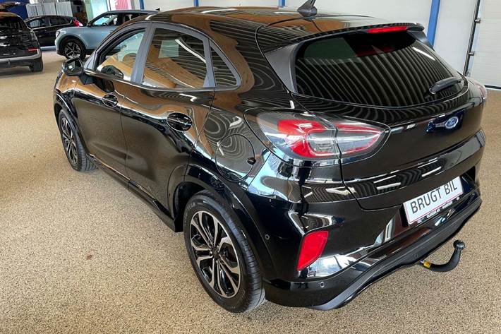 Sort Ford Puma fra 2021
