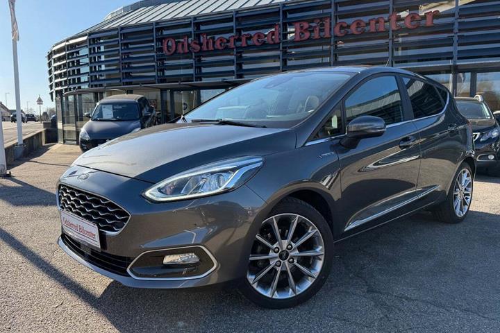Grå Ford Fiesta fra 2018 set udefra