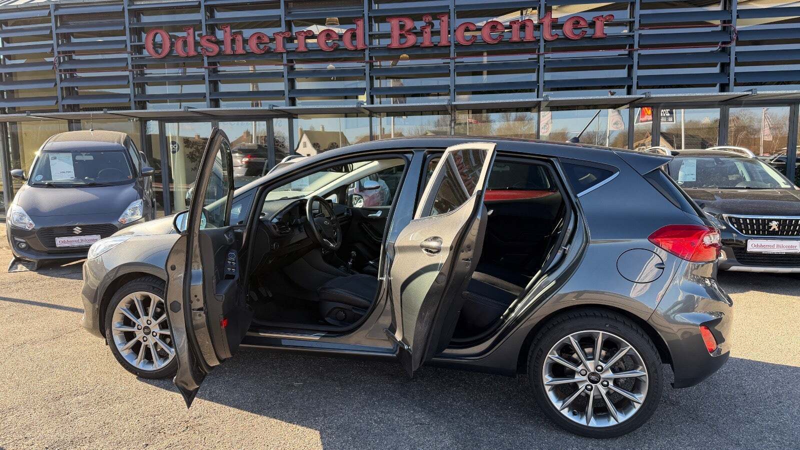 Grå Ford Fiesta fra 2018