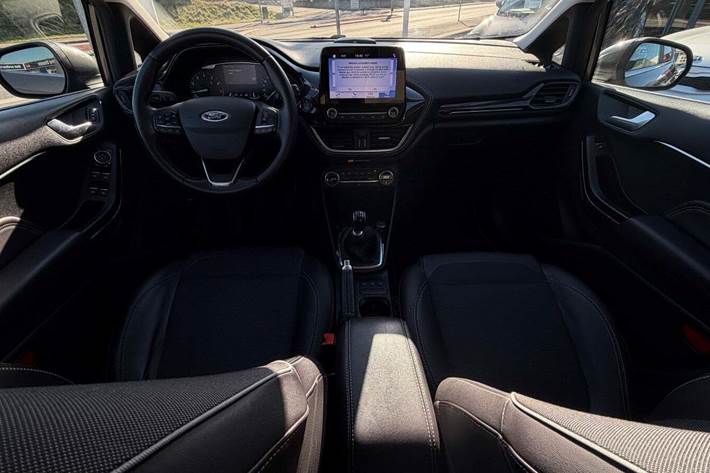 Grå Ford Fiesta fra 2018