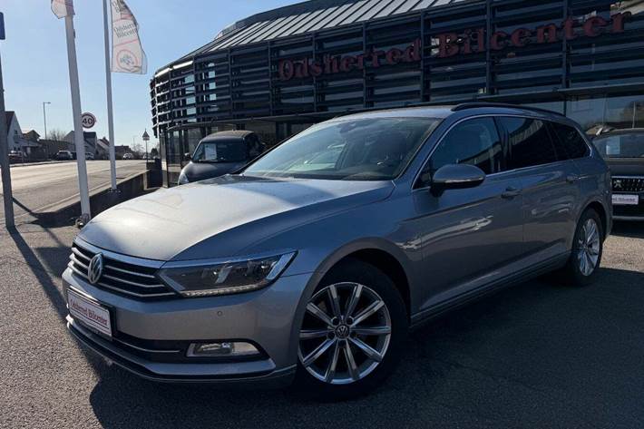 Sølv VW Passat fra 2019