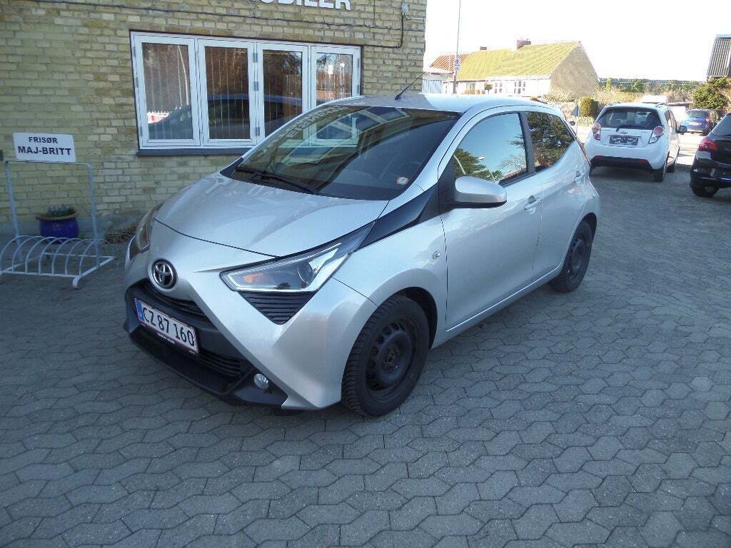 Toyota Aygo 1,0 VVT-i x-press