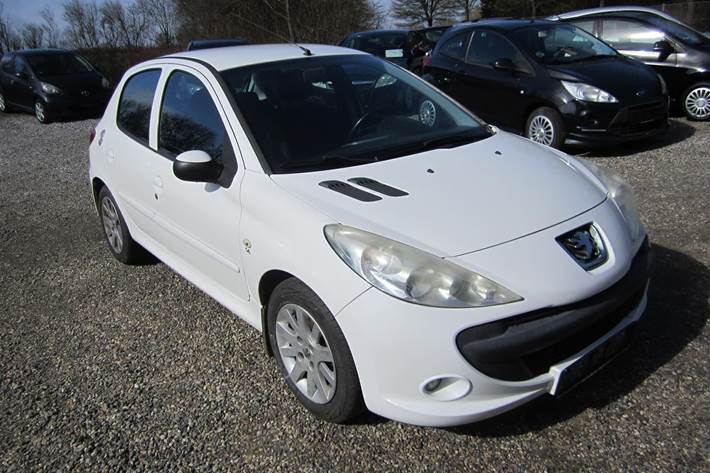 Hvid Peugeot 206+ fra 2011