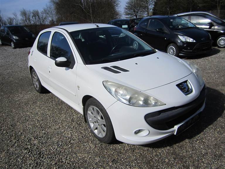 Peugeot 206+ 1,4 HDI Comfort Plus 68HK 5d
