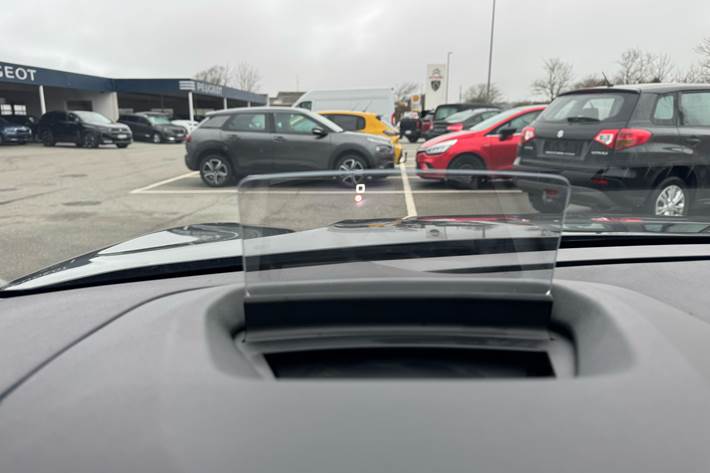 Grå Citroën ë-C4 X fra 2024