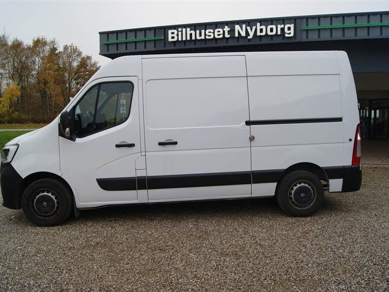 Renault Master 2,3 T33 L2H2 DCI 135HK Van 6g