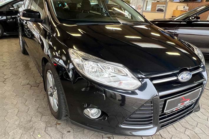 Sort Ford Focus fra 2014