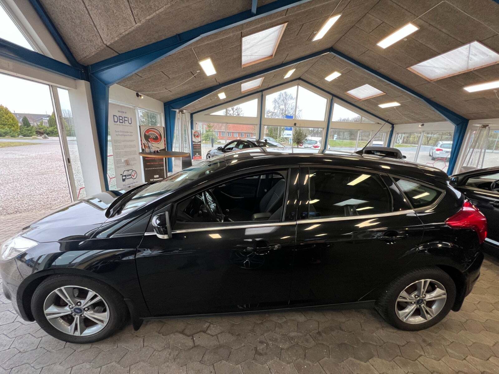 Sort Ford Focus fra 2014