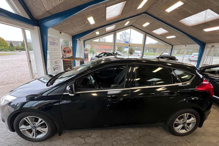 Sort Ford Focus fra 2014
