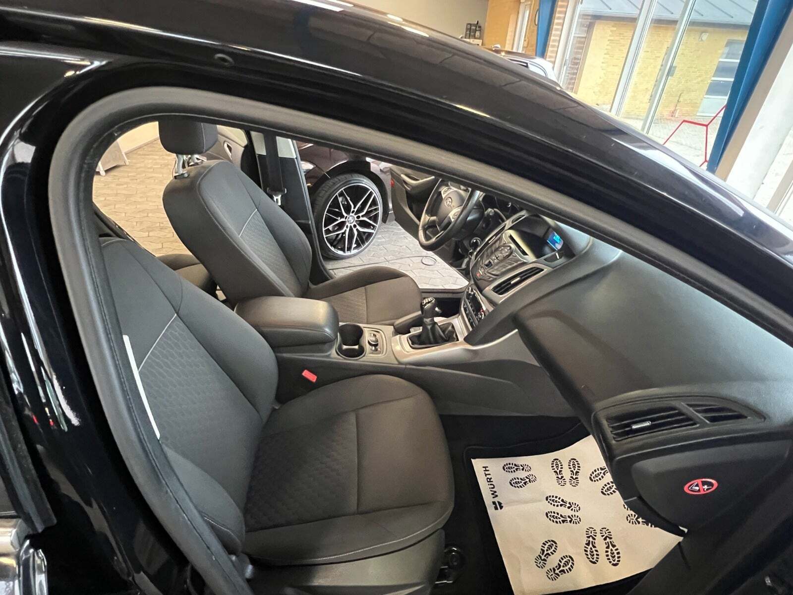 Sort Ford Focus fra 2014