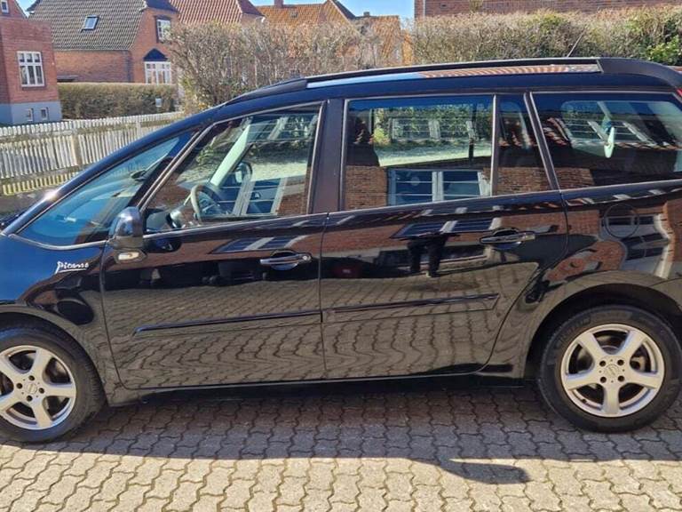 Citroën Grand C4 Picasso 2,0 HDi 136 Exclusive E6G 7prs