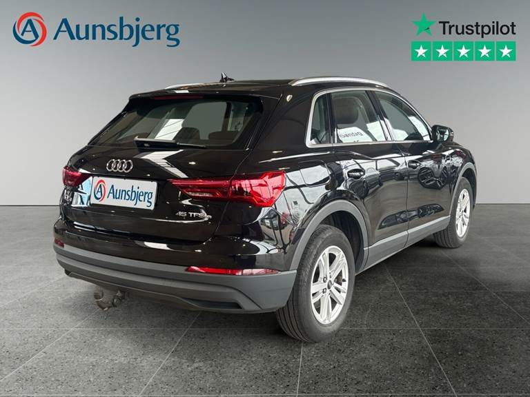 Audi Q3 45 TFSi e Attitude plus S-tr.