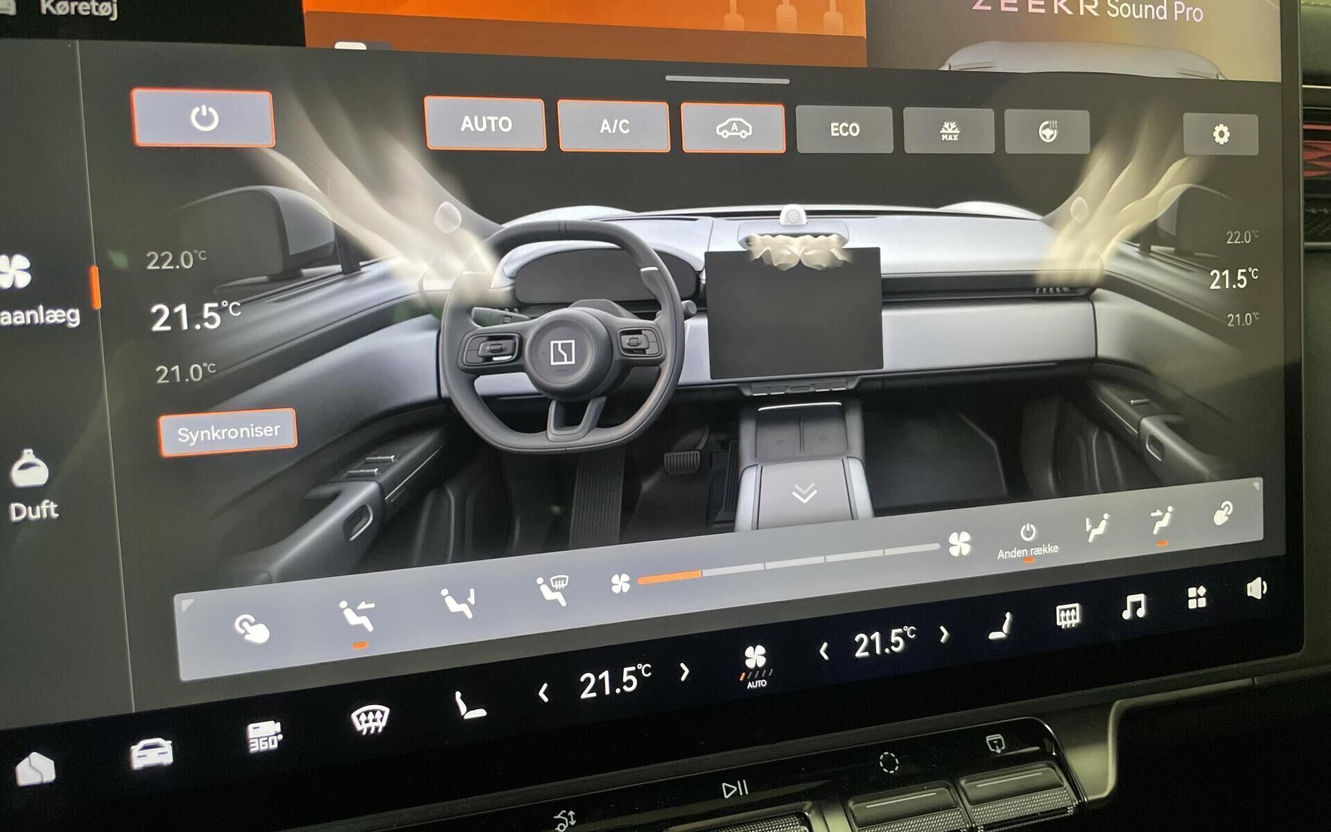 Grå Zeekr 7X fra 2025