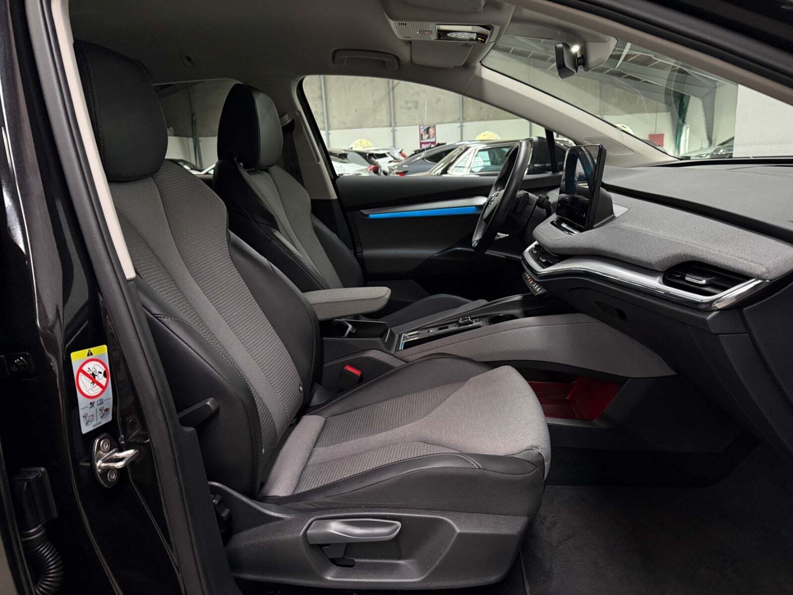Sort Skoda Enyaq fra 2021