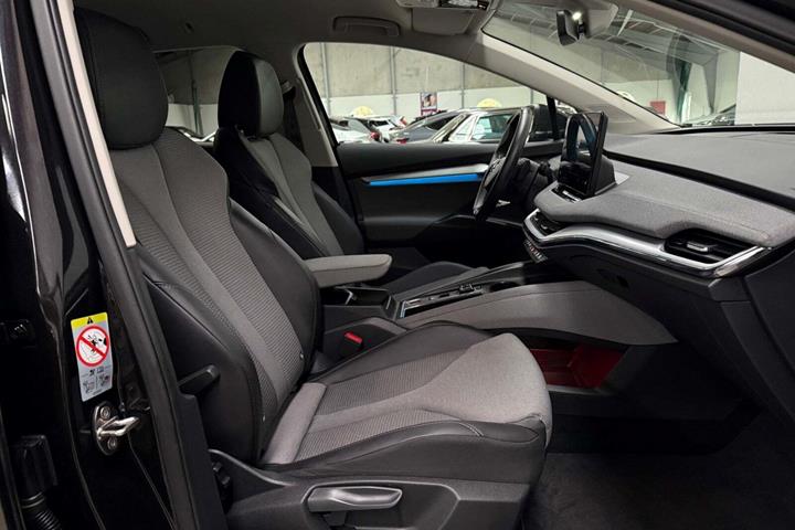 Sort Skoda Enyaq fra 2021