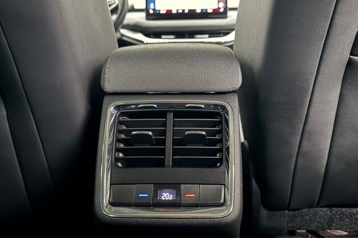 Sort Skoda Enyaq fra 2021