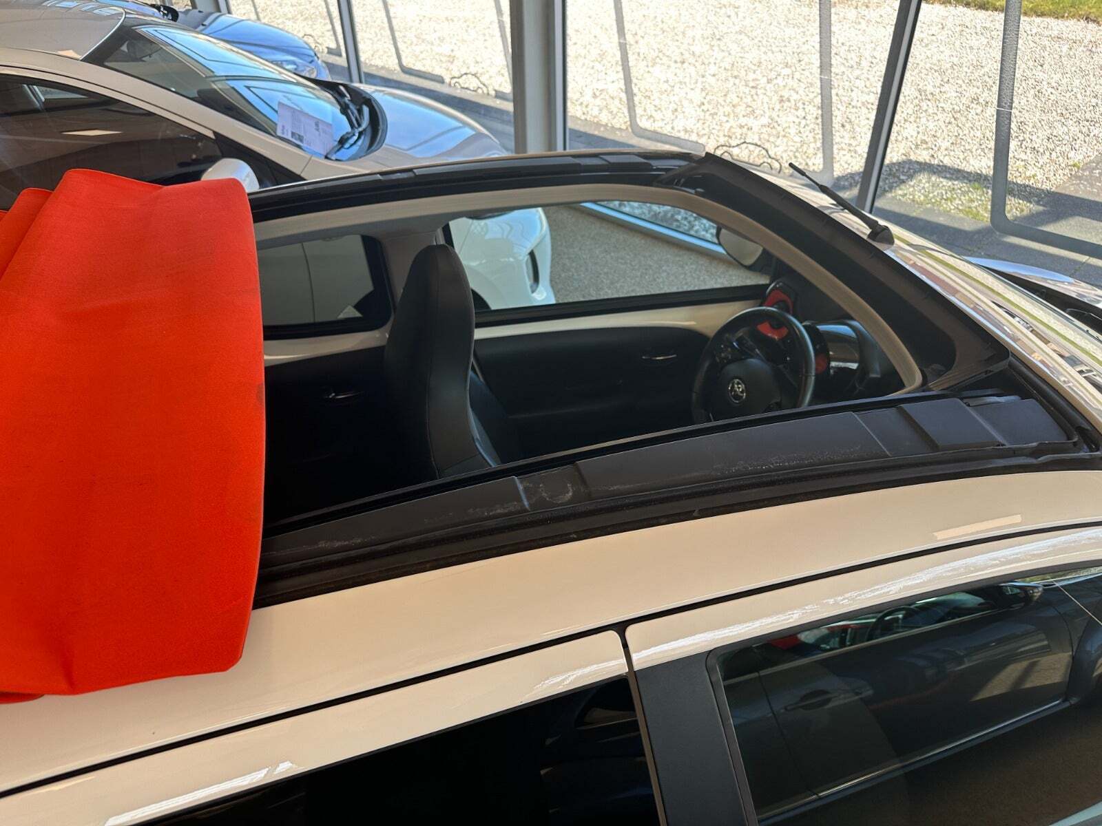 Hvid Toyota Aygo fra 2019