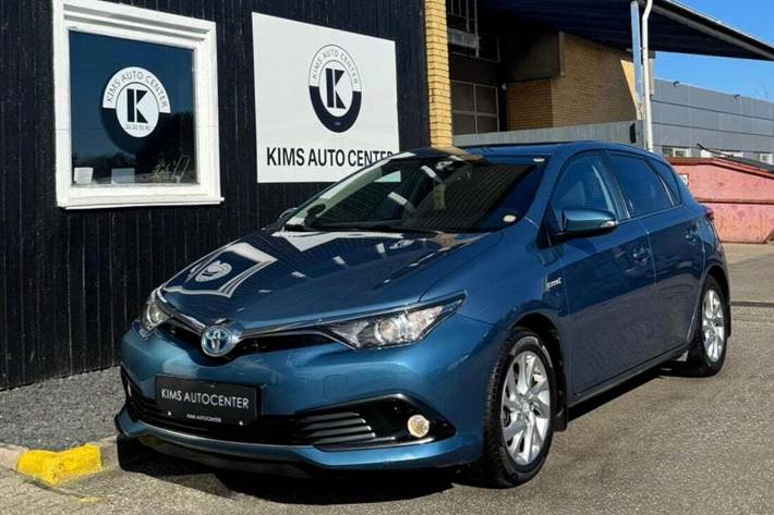 undefined Toyota Auris fra 2017