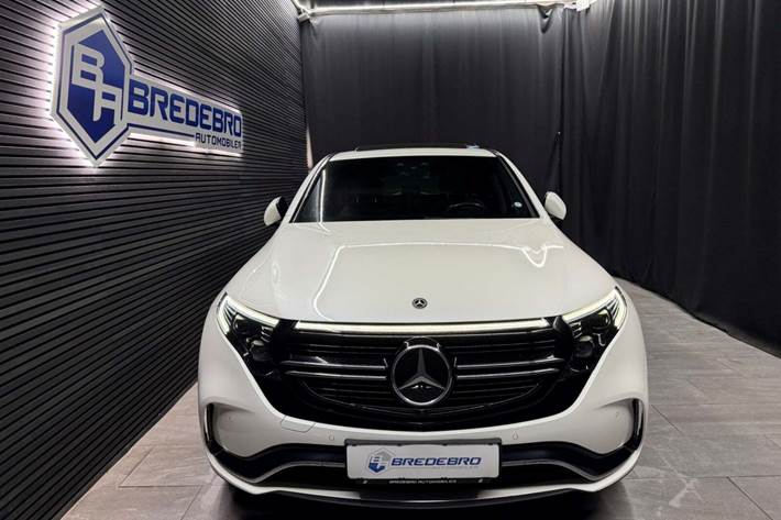 Hvid Mercedes EQC400 fra 2020