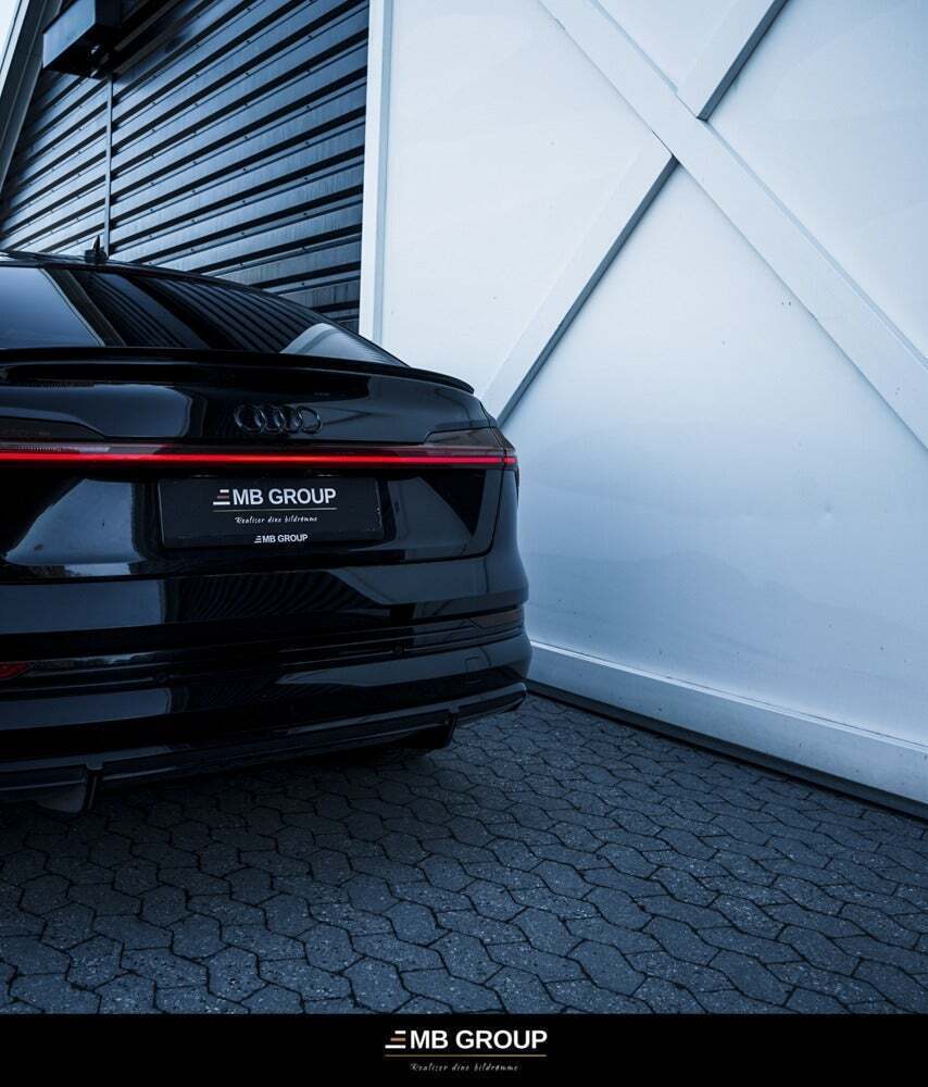 Audi e-tron 55 S-line Sportback quattro