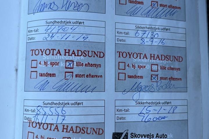 Hvid Toyota Yaris fra 2014