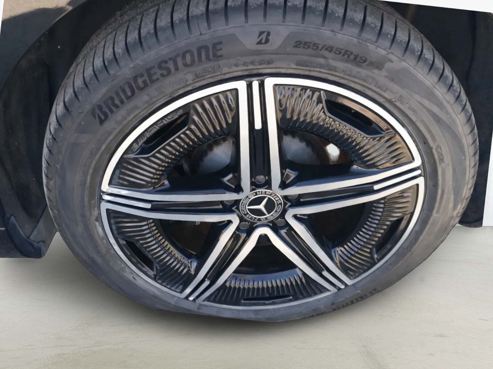 Mercedes EQE300 AMG Line