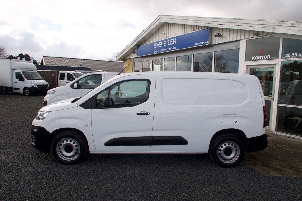 Citroën Berlingo 1,5 BlueHDi 130 L2 MasterLine EAT8 Van