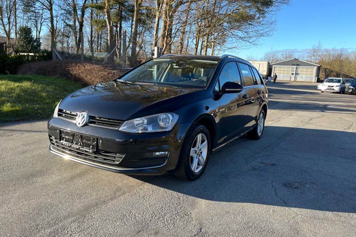 Sort VW Golf VII fra 2014
