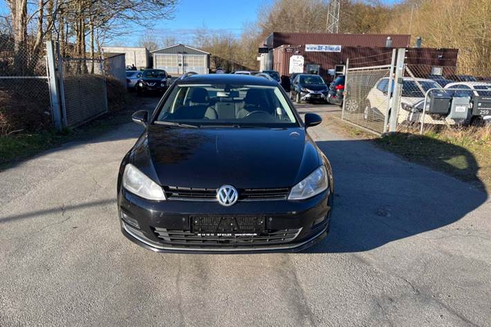 Sort VW Golf VII fra 2014