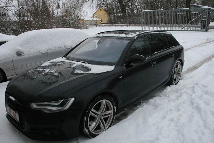 Sort Audi A 6 fra 2014