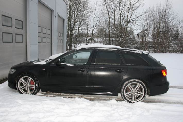 Sort Audi A 6 fra 2014