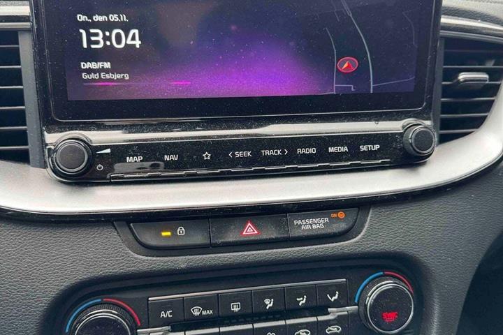 Hvid Kia XCeed fra 2022