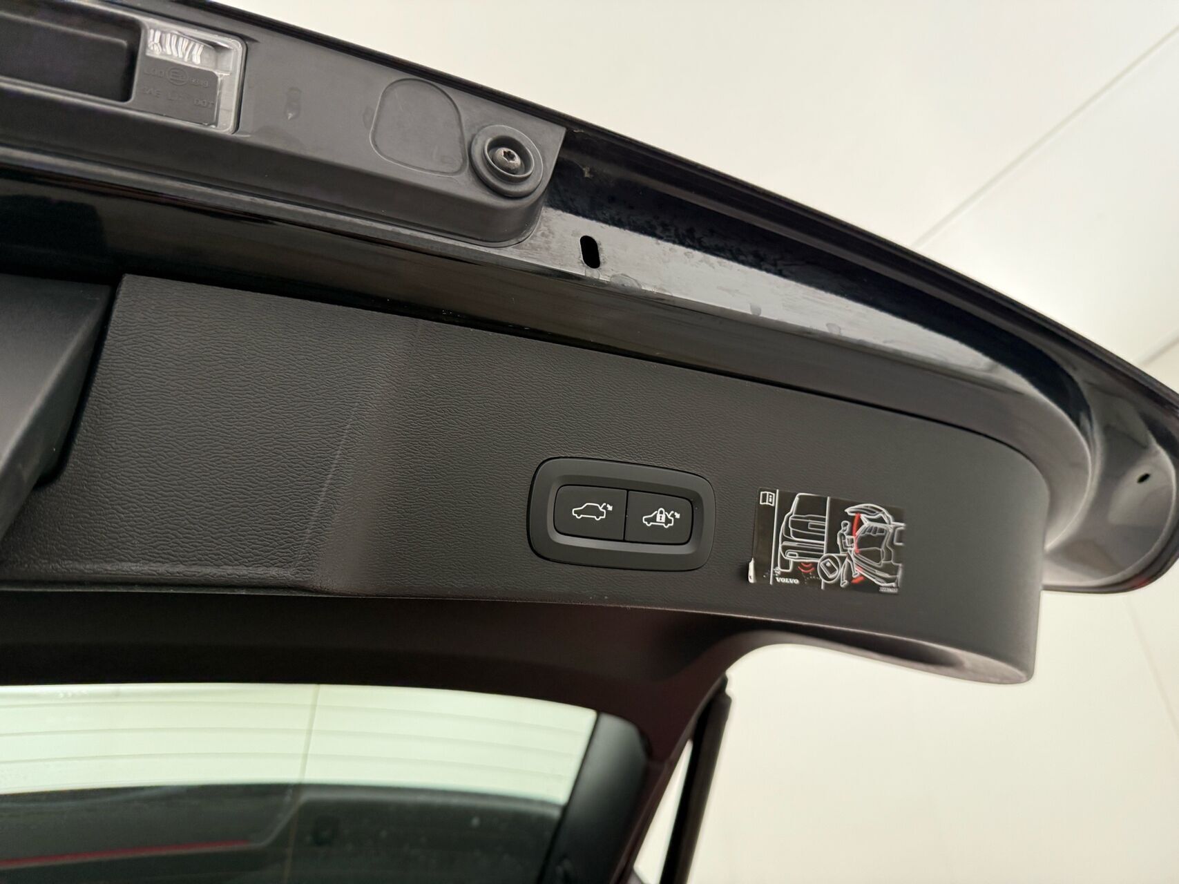 Sort Volvo XC40 fra 2020