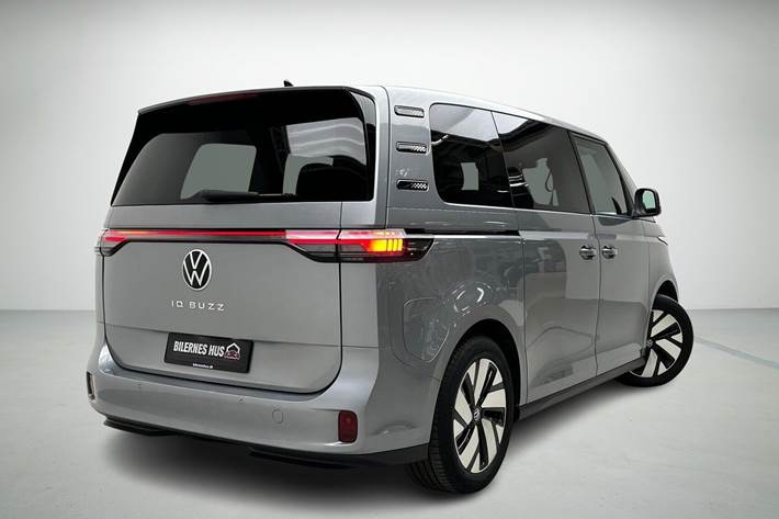 Sølv VW ID.Buzz fra 2023