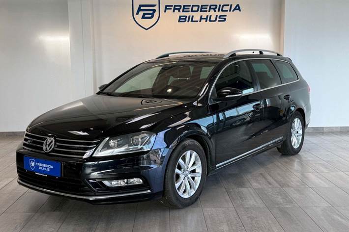 Sort VW Passat fra 2012