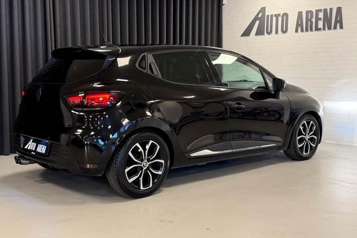 Sort Renault Clio IV fra 2017