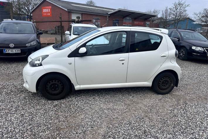 undefined Toyota Aygo fra 2012