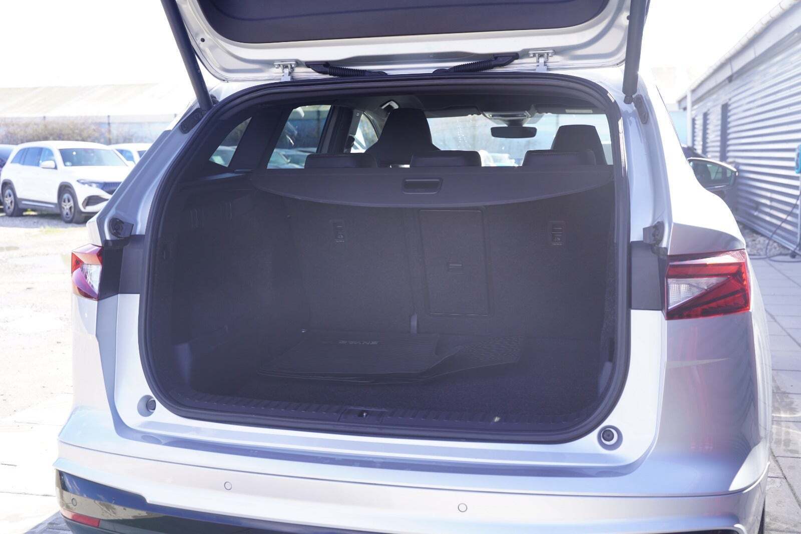 Sølv Skoda Enyaq fra 2024