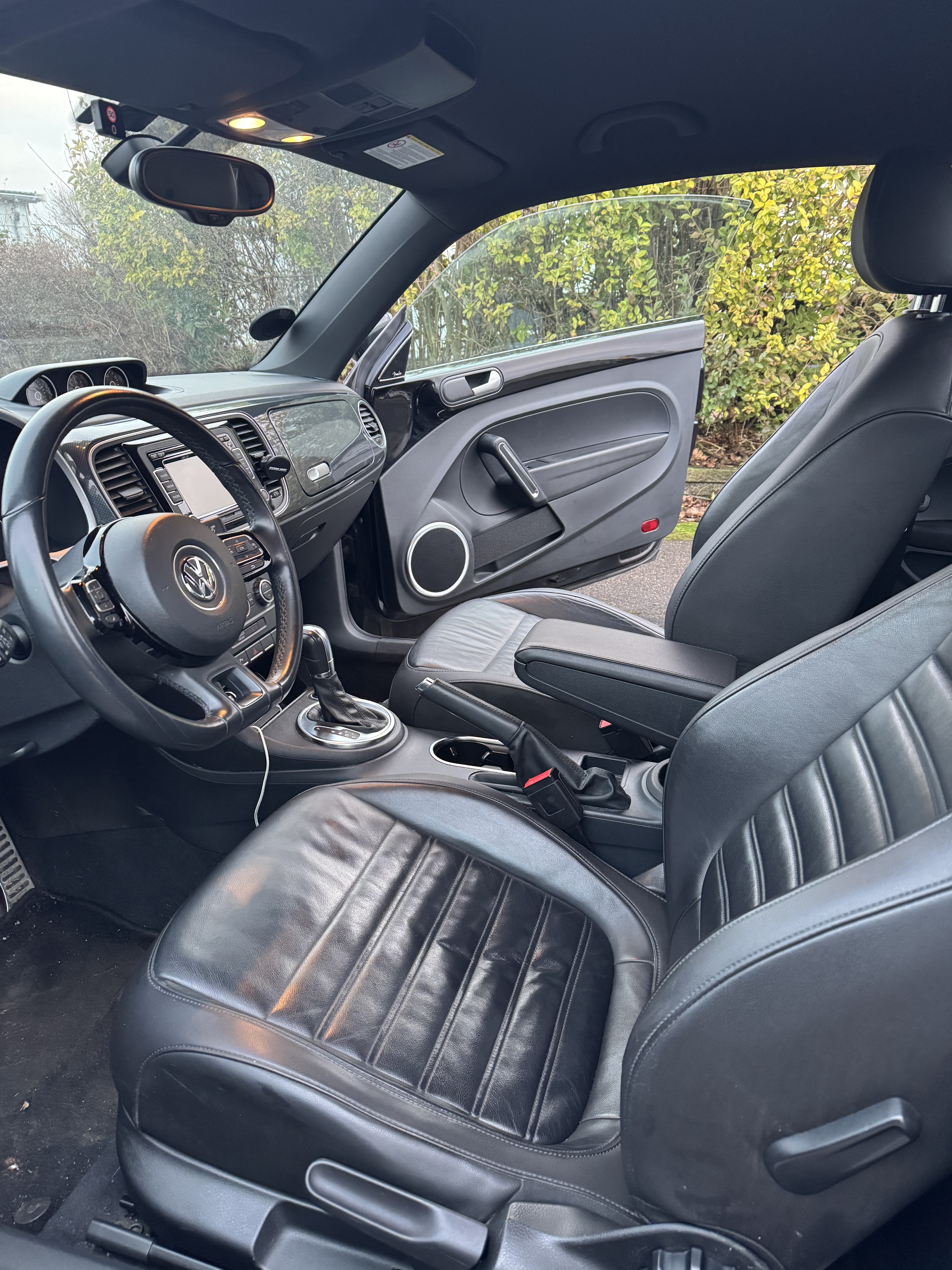 VW Beetle 2,0 TDI 140 HK DSG6