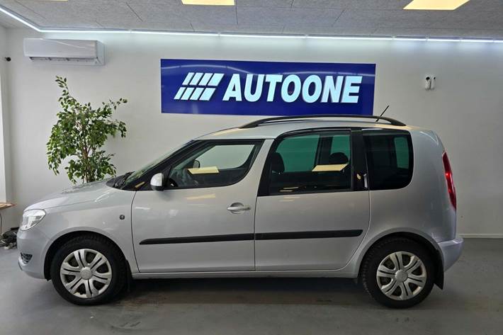 Sølv Skoda Roomster fra 2012