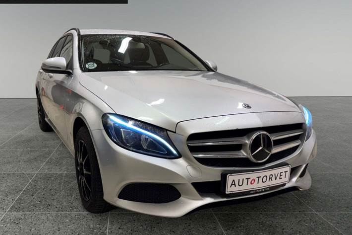 Sølv Mercedes C220 d fra 2018