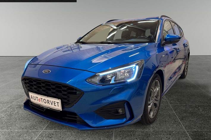 Blå Ford Focus fra 2019