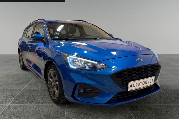 Blå Ford Focus fra 2019