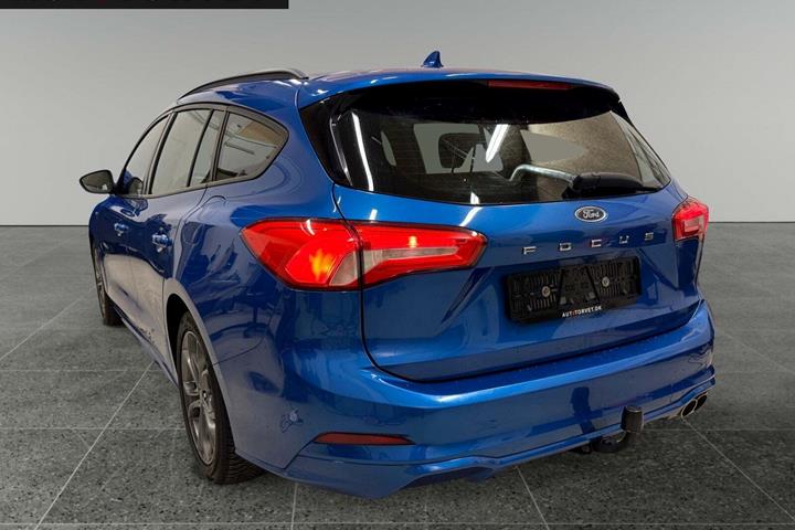 Blå Ford Focus fra 2019