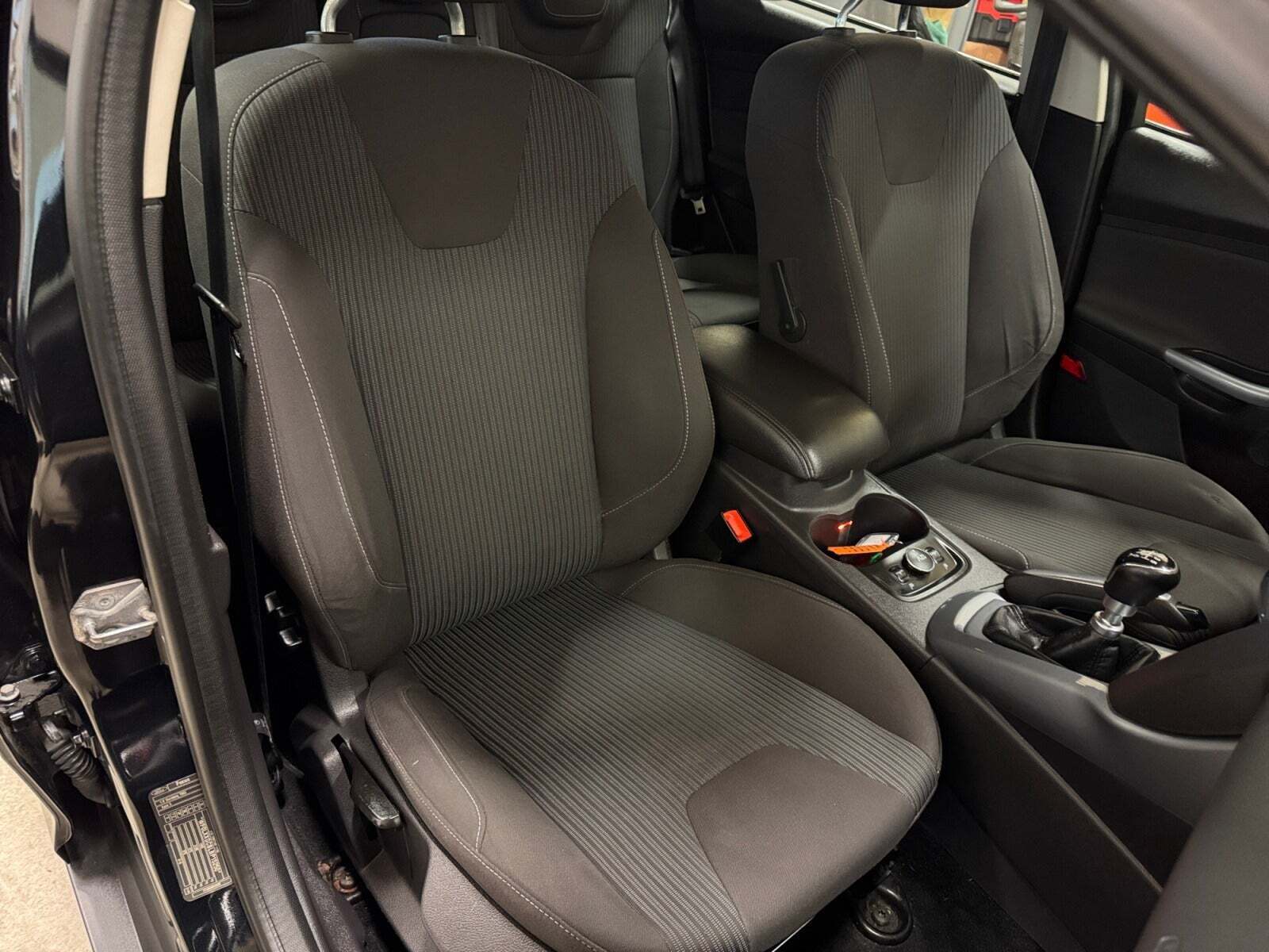 Sort Ford Focus fra 2012