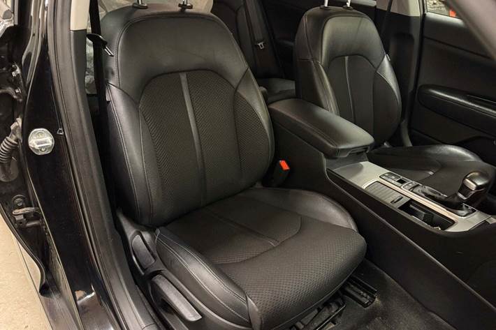 Sort Kia Optima fra 2018