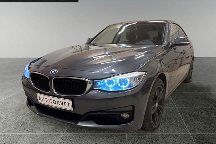 Grå BMW 320d fra 2014