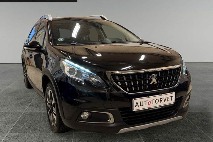 Sort Peugeot 2008 fra 2017