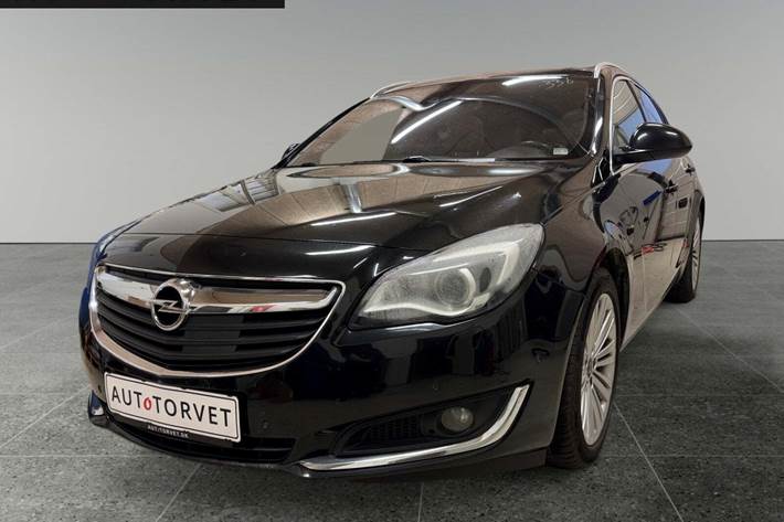 Sort Opel Insignia fra 2014