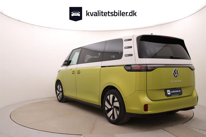Gul VW ID.Buzz fra 2024